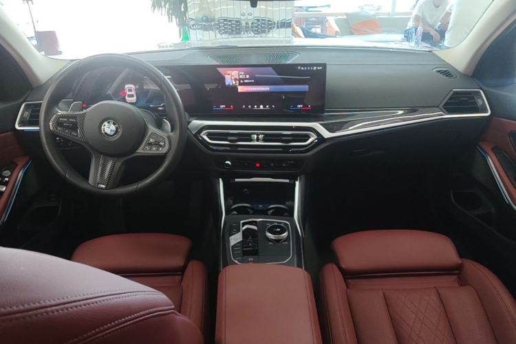 Used BMW 3 Series 2024 325Li M Sport Package Center Console