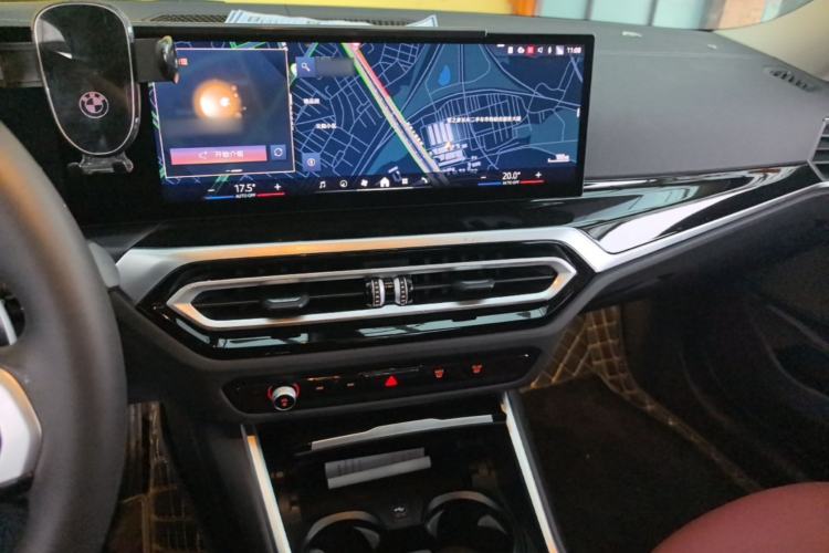 Used BMW 3 Series 2024 320Li M Sport Package Center Console