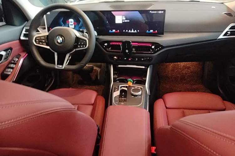 Used BMW 3 Series 2024 325Li M Sport Package Center Console