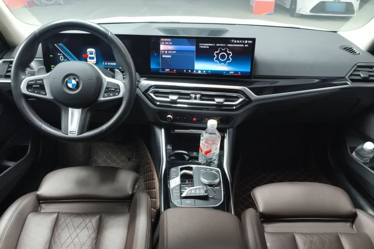 Used BMW 3 Series 2024 320Li M Sport Package Center Console