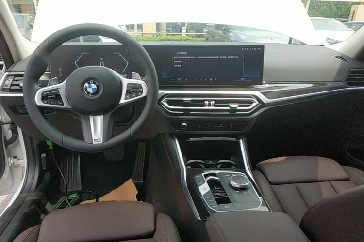 Used BMW 3 Series 2024 325Li M Sport Package Center Console