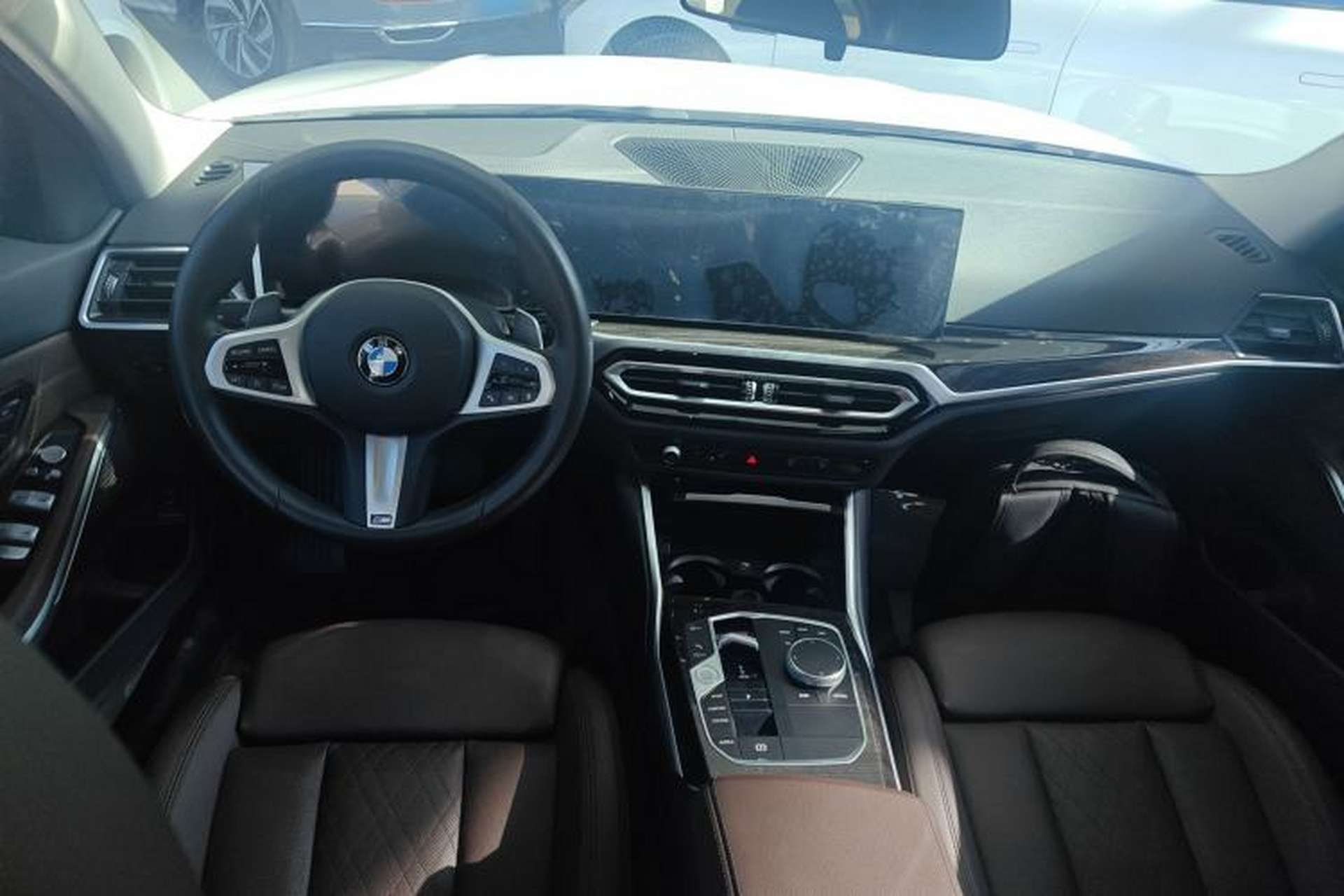 Used BMW 3 Series 2024 325Li M Sport Package Center Console