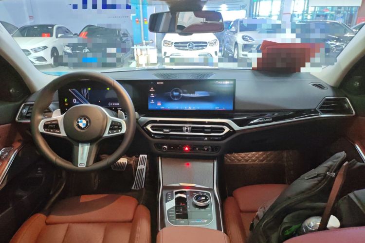 Used BMW 3 Series 2024 325Li M Sport Night Edition Package Center Console