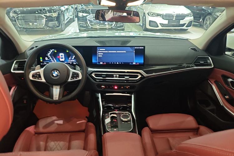 Used BMW 3 Series 2024 325Li M Sport Package Center Console