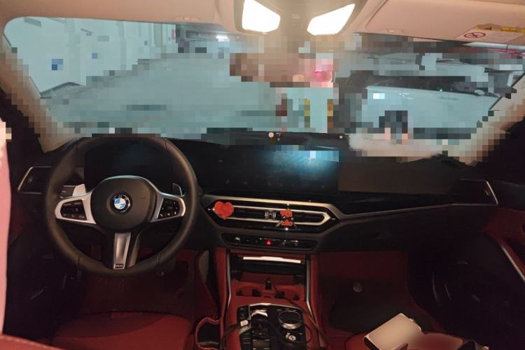 Used BMW 3 Series 2024 320Li M Sport Package Center Console