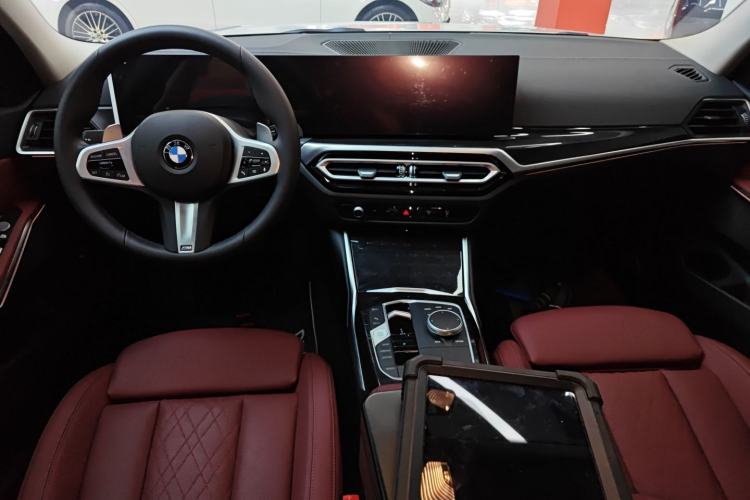 Used BMW 3 Series 2024 325Li M Sport Package Center Console