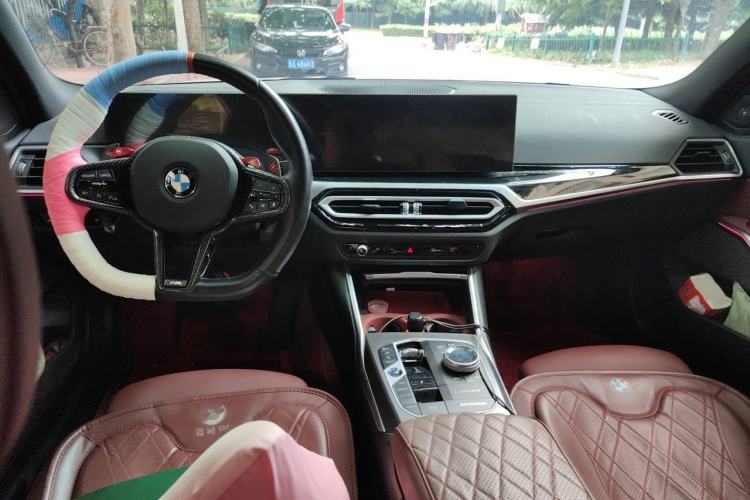 Used BMW 3 Series 2024 325i M Sport Night Edition Package Center Console