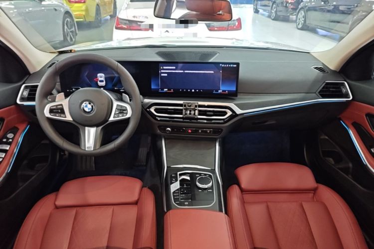 Used BMW 3 Series 2024 325i M Sport Package Center Console