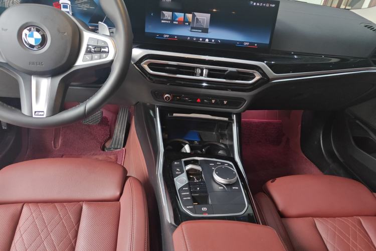 Used BMW 3 Series 2024 320Li M Sport Package Center Console