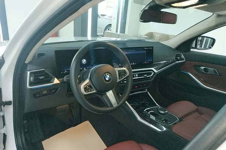 Used BMW 3 Series 2024 325Li M Sport Package Center Console