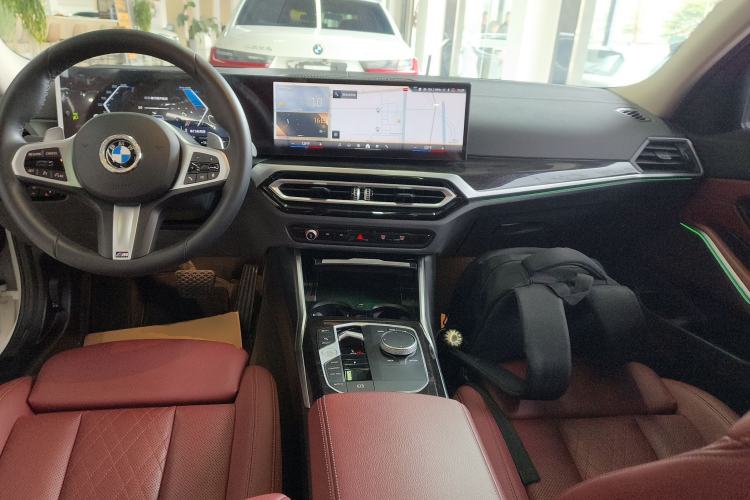 Used BMW 3 Series 2024 325Li M Sport Package Center Console