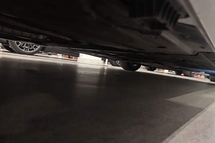 Used BMW 3 Series 2024 325Li M Sport Package Chassis Rear Right