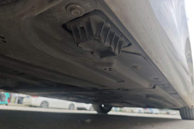 Used BMW 3 Series 2024 325Li M Sport Package Chassis Rear Right
