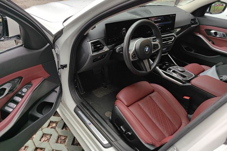 Used BMW 3 Series 2024 320Li M Sport Package Driver Seat