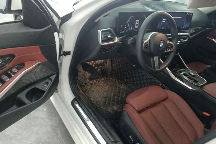 Used BMW 3 Series 2024 325Li M Sport Package Driver Seat