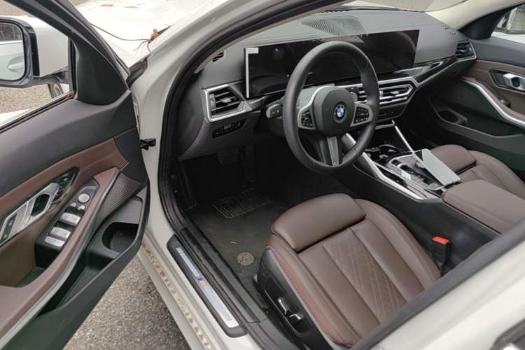 Used BMW 3 Series 2024 320Li M Sport Package Driver Seat