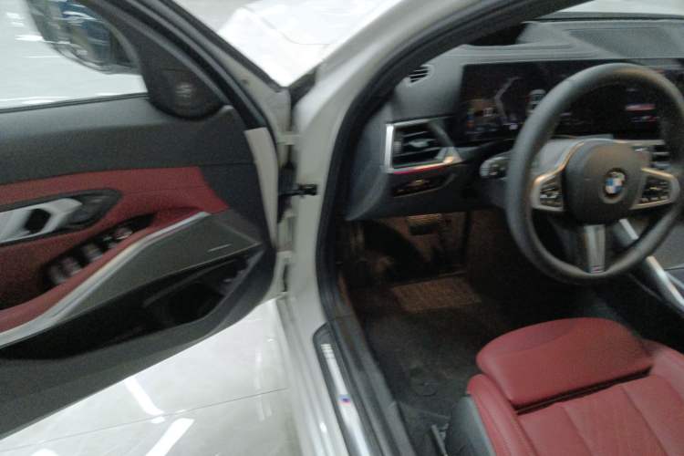 Used BMW 3 Series 2024 330Li M Sport Night Edition Package Driver Seat