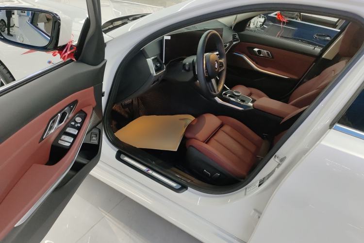 Used BMW 3 Series 2024 325Li M Sport Package Driver Seat