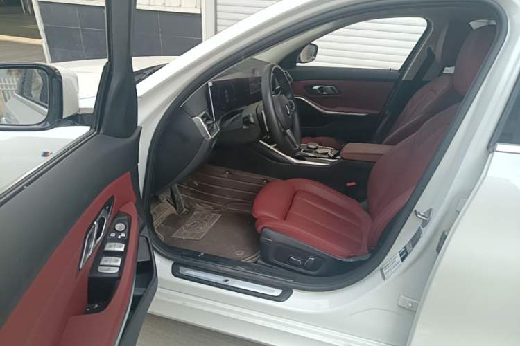 Used BMW 3 Series 2024 320Li M Sport Package Driver Seat