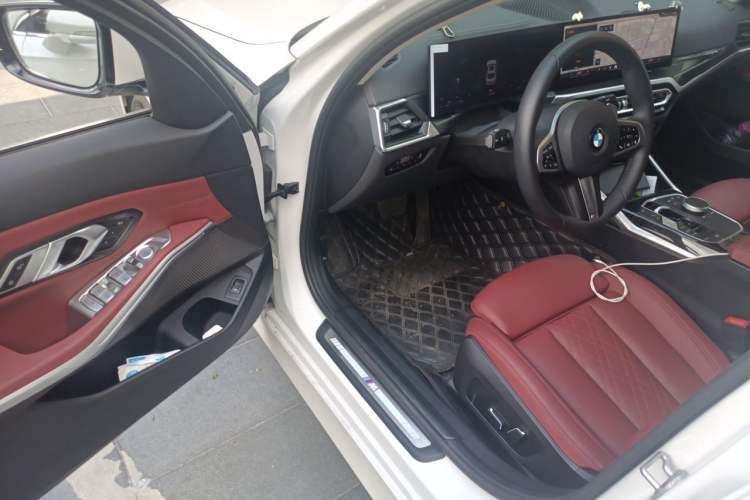 Used BMW 3 Series 2024 325Li M Sport Package Driver Seat