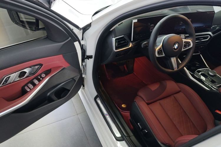 Used BMW 3 Series 2024 320Li M Sport Package Driver Seat