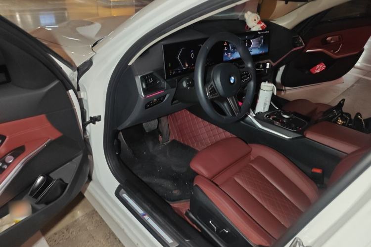 Used BMW 3 Series 2024 325i M Sport Package Driver Seat