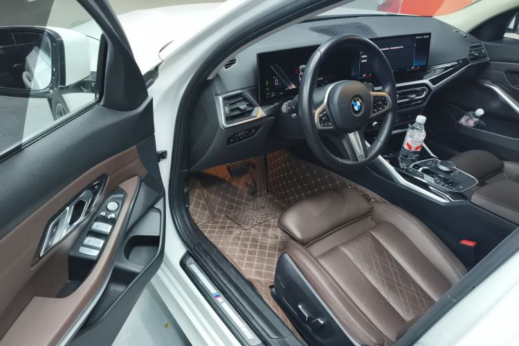 Used BMW 3 Series 2024 320Li M Sport Package Driver Seat