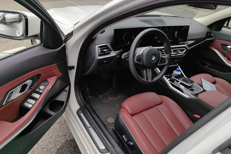 Used BMW 3 Series 2024 320Li M Sport Package Driver Seat