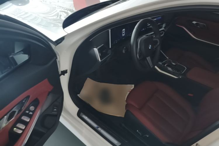 Used BMW 3 Series 2024 325Li M Sport Package Driver Seat