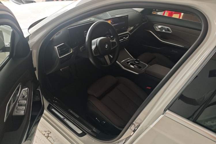 Used BMW 3 Series 2024 325Li M Sport Package Driver Seat