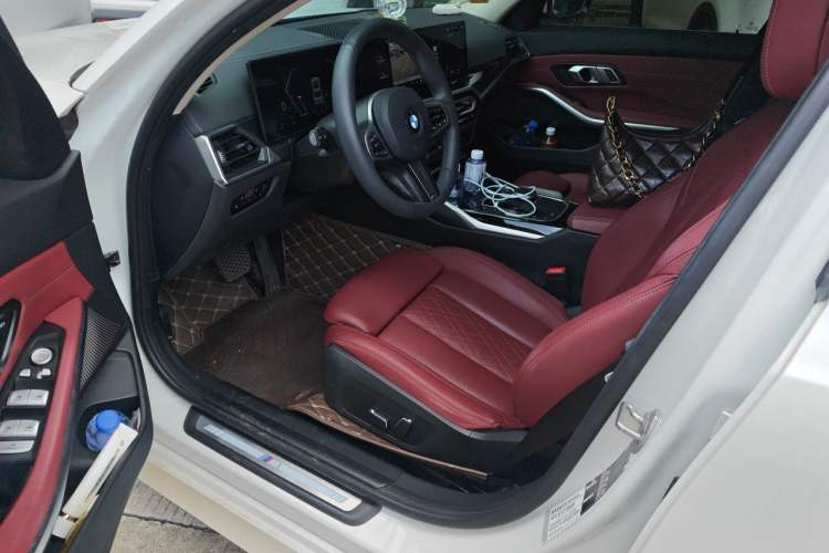 Used BMW 3 Series 2024 320Li M Sport Package Driver Seat