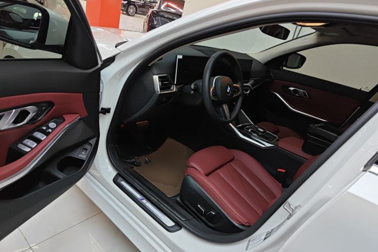 Used BMW 3 Series 2024 325Li M Sport Package Driver Seat