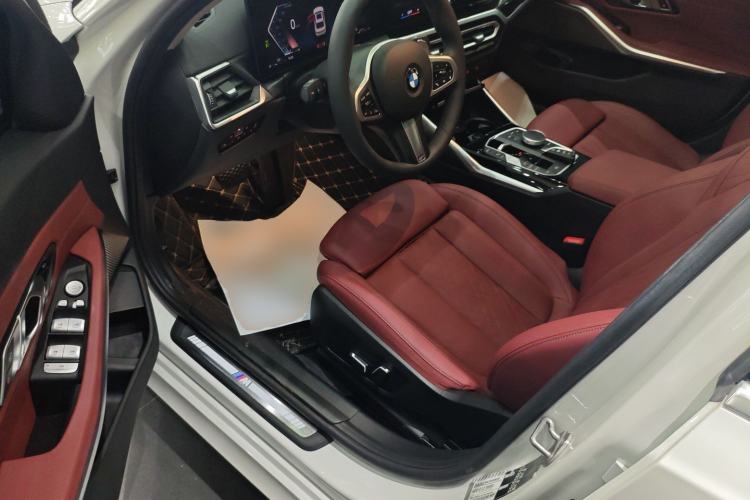 Used BMW 3 Series 2024 320Li M Sport Package Driver Seat
