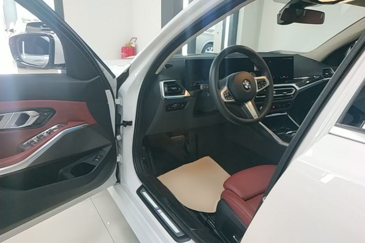 Used BMW 3 Series 2024 325Li M Sport Package Driver Seat