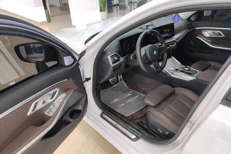 Used BMW 3 Series 2024 325Li M Sport Package Driver Seat
