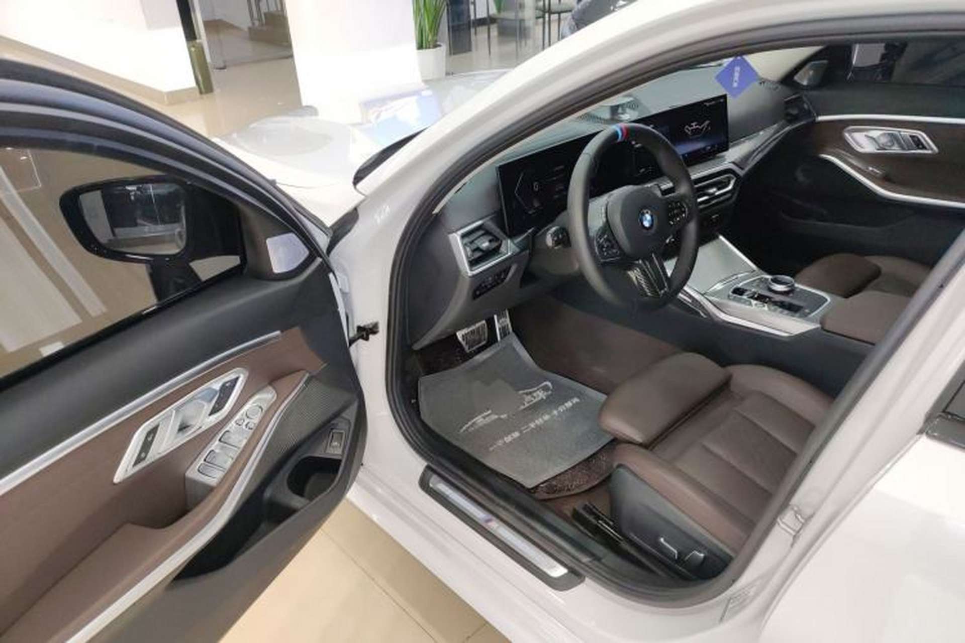 Used BMW 3 Series 2024 325Li M Sport Package Driver Seat