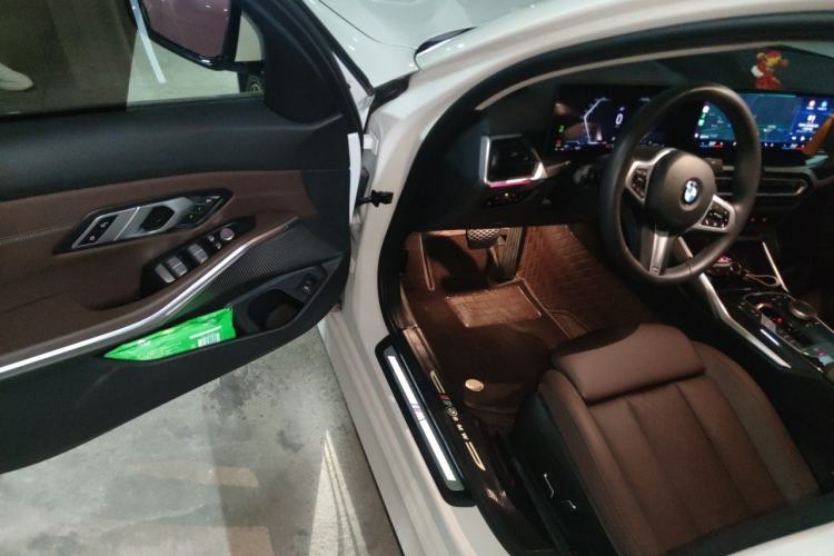 Used BMW 3 Series 2024 325Li M Sport Package Driver Seat