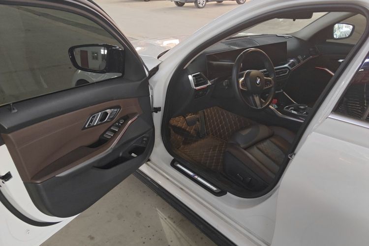 Used BMW 3 Series 2024 325Li M Sport Package Driver Seat