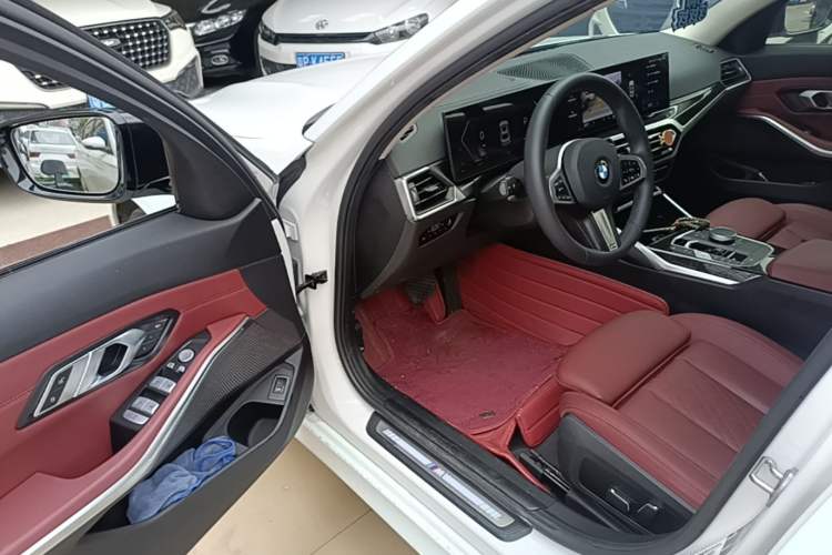 Used BMW 3 Series 2024 325Li M Sport Package Driver Seat