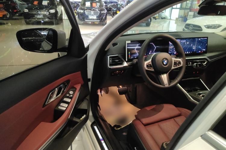 Used BMW 3 Series 2024 325i M Sport Package Driver Seat