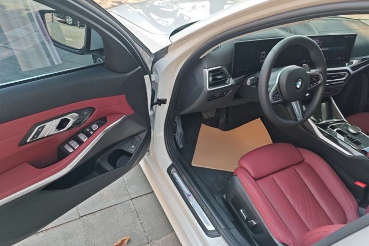 Used BMW 3 Series 2024 325Li M Sport Package Driver Seat