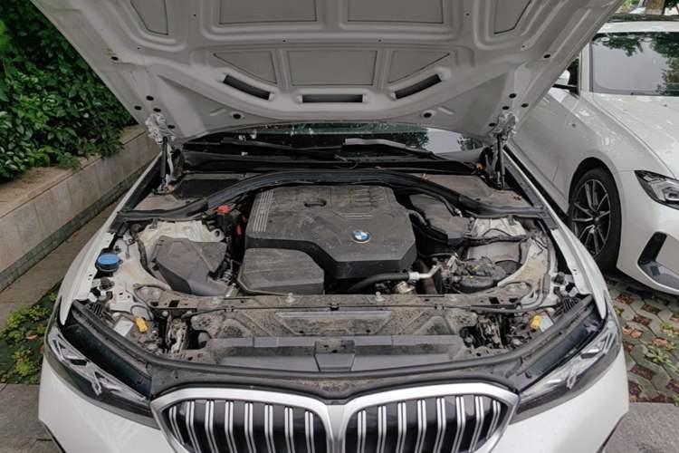 Used BMW 3 Series 2024 320Li M Sport Package Engine Bay