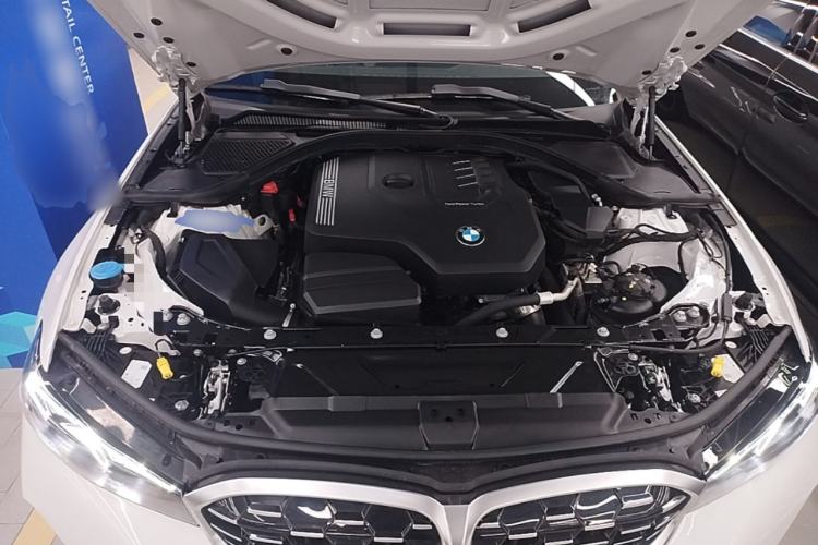 Used BMW 3 Series 2024 325i M Sport Package Engine Bay