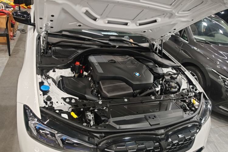 Used BMW 3 Series 2024 330i M Sport Night Edition Package Engine Bay