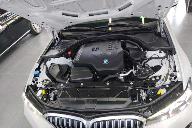 Used BMW 3 Series 2024 320Li M Sport Package Engine Bay