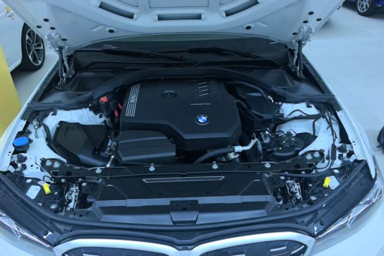Used BMW 3 Series 2024 325Li M Sport Package Engine Bay