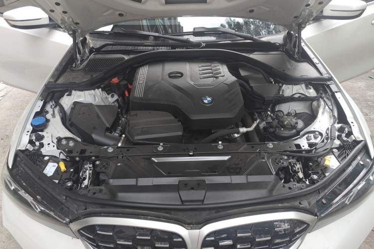 Used BMW 3 Series 2024 325i M Sport Package Engine Bay