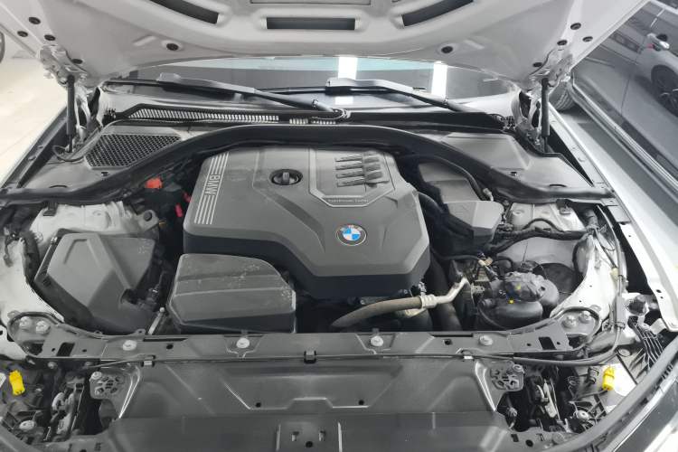 Used BMW 3 Series 2024 320Li M Sport Package Engine Bay