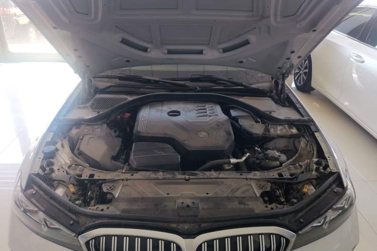 Used BMW 3 Series 2024 320Li M Sport Package Engine Bay