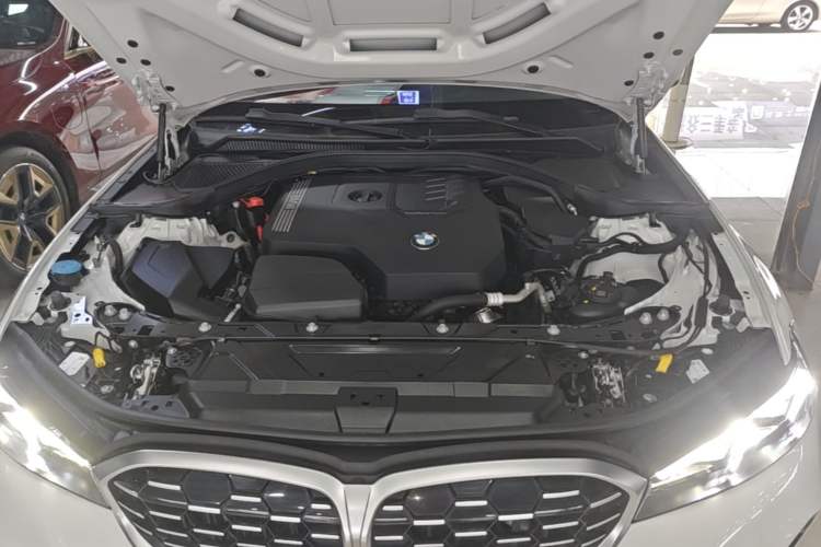 Used BMW 3 Series 2024 325Li M Sport Package Engine Bay